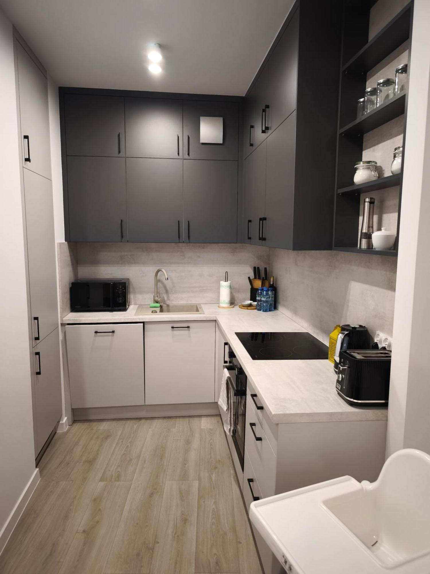 Starogard Gdański Kameralny Nowy Apartament W Centrum Miasta, Duzy Parking, Fv, Luksusowo Wyposazony, Ps5, Balkon, Klimatyzacja, Taras, Winda, Wyposazona Kuchnia מראה חיצוני תמונה